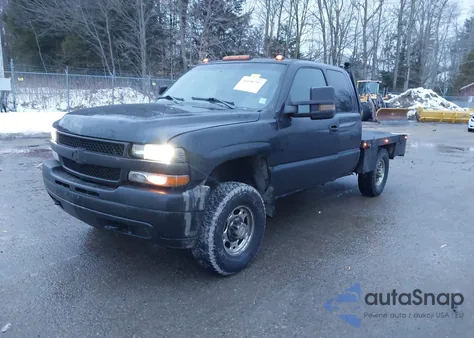 2001 Chevrolet Silverado 2500Hd Ls z USA, uszkodzony, nr VIN 1GCHK29161E335272
